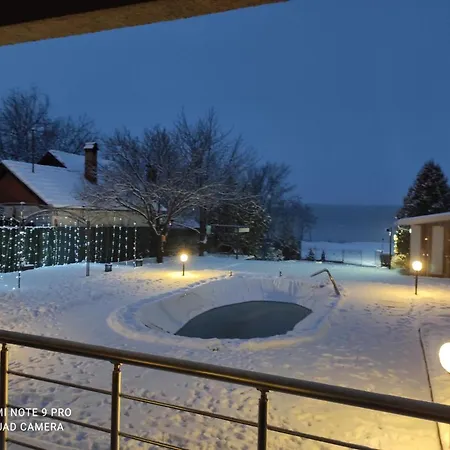 Private Lux Mila With Swimming Pool By The Danube, Sleeps 18