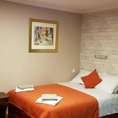 Private Lux Mila With Swimming Pool By The Danube, Sleeps 18 ヴィラ スメデレヴォ